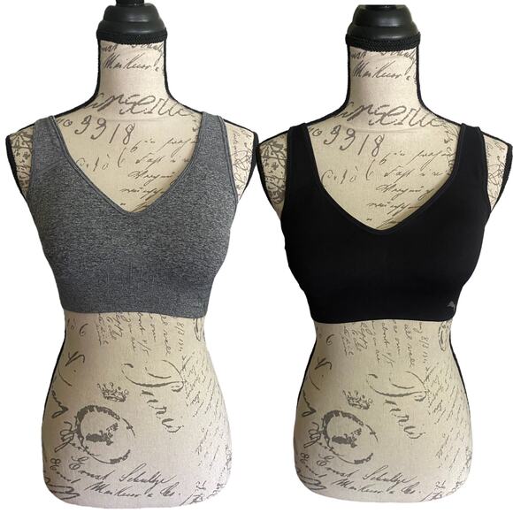 Puma 2 Seamless Sports Bras Gray Black Size Small NEW - Picture 1 of 7
